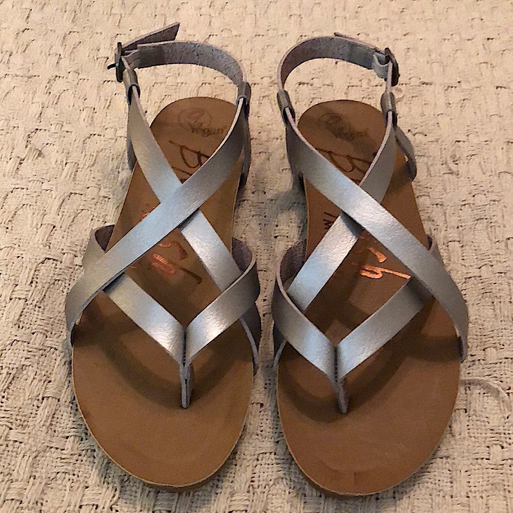Blowfish Granola sandals in Pearl Pewter.